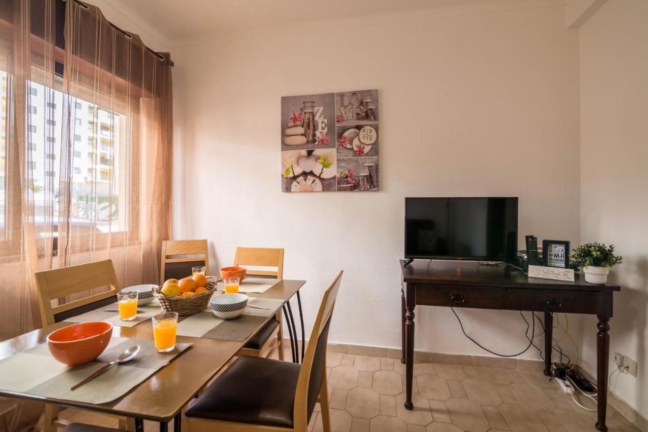 Armacao Residences Apartment