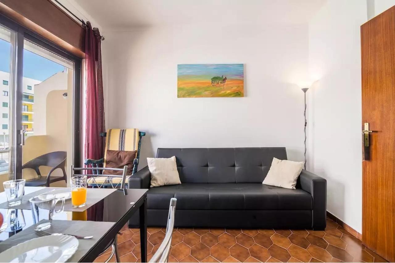 Armacao Residences Apartment *